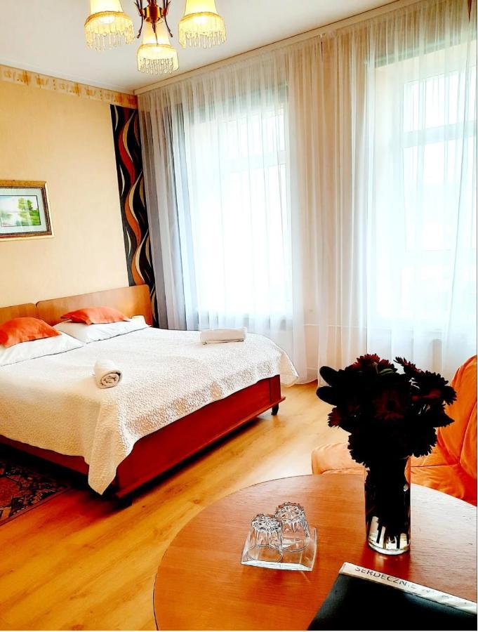 Hotel Bursztyn Kaliszki Eksteriør bilde