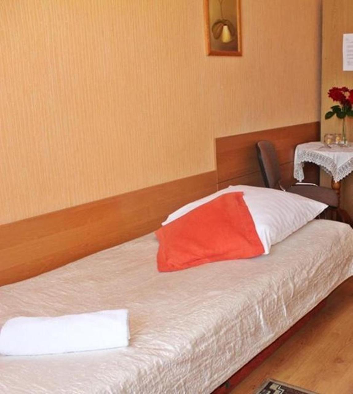 Hotel Bursztyn Kaliszki Eksteriør bilde